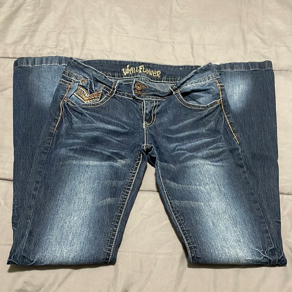 Wallflower jeans
